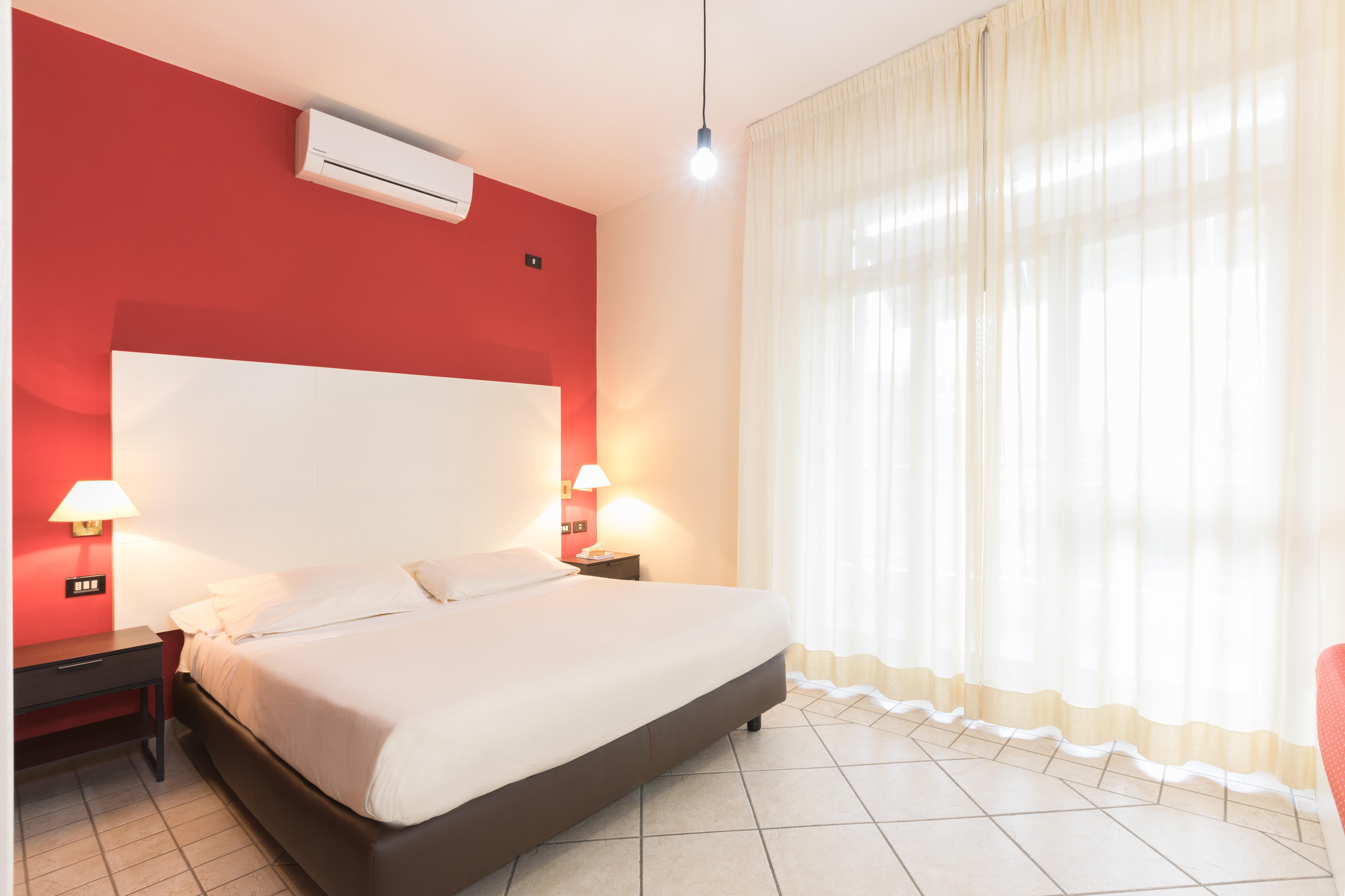 Hotel La Baia Bari Bagian luar foto