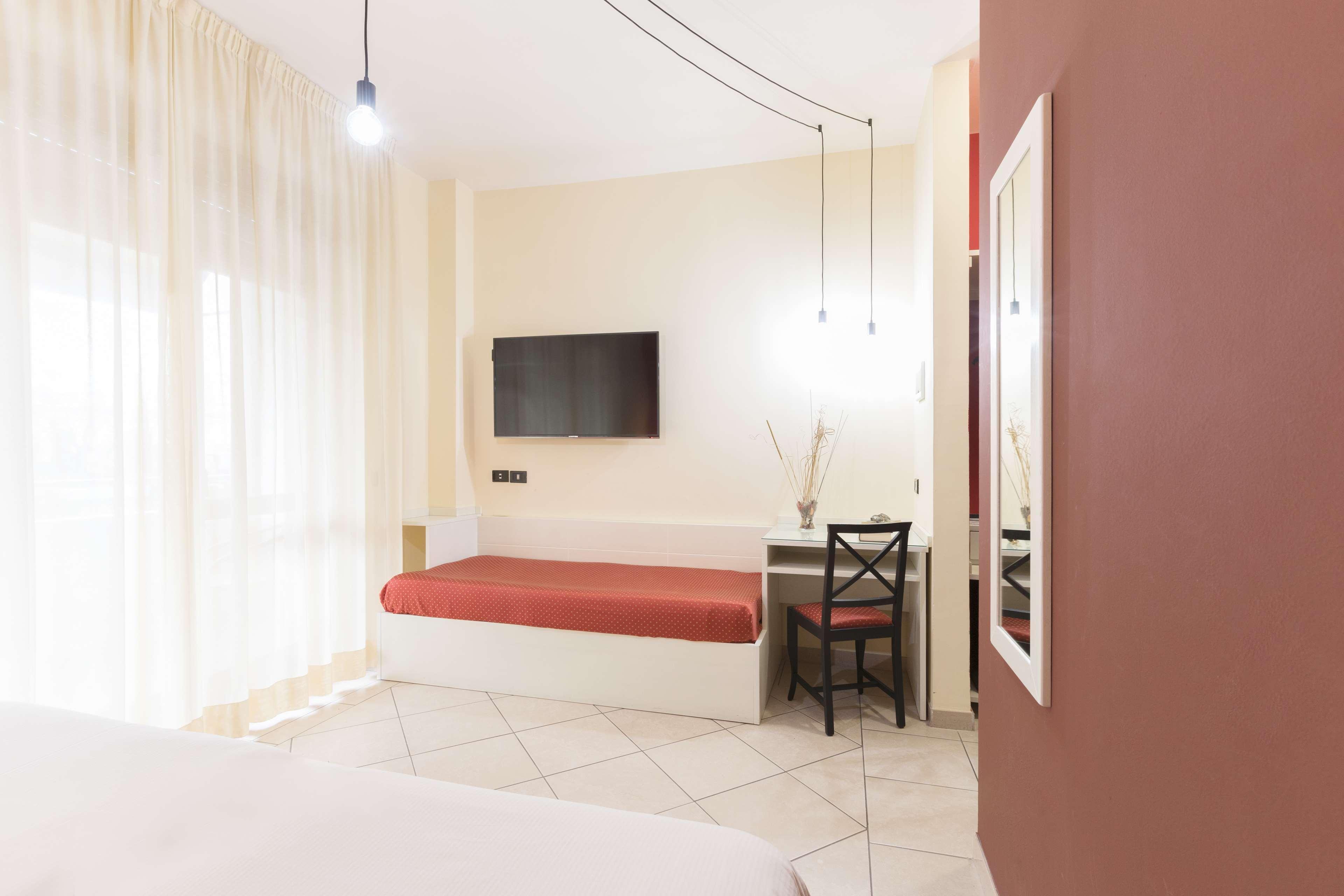 Hotel La Baia Bari Bagian luar foto