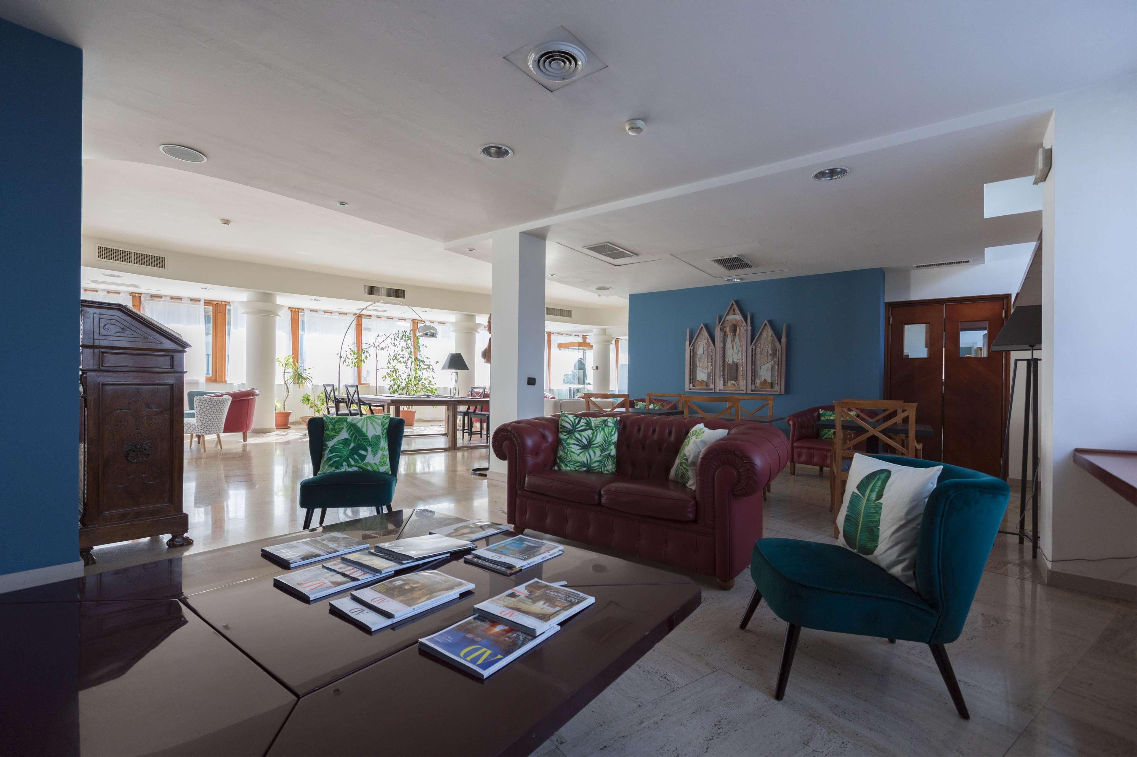Hotel La Baia Bari Bagian luar foto